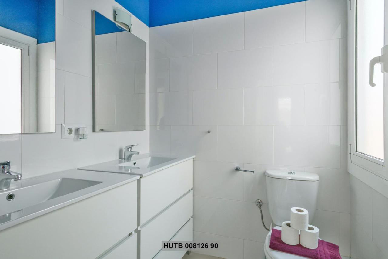 Alcam Rogent Apartment บาร์เซโลนา ภายนอก รูปภาพ